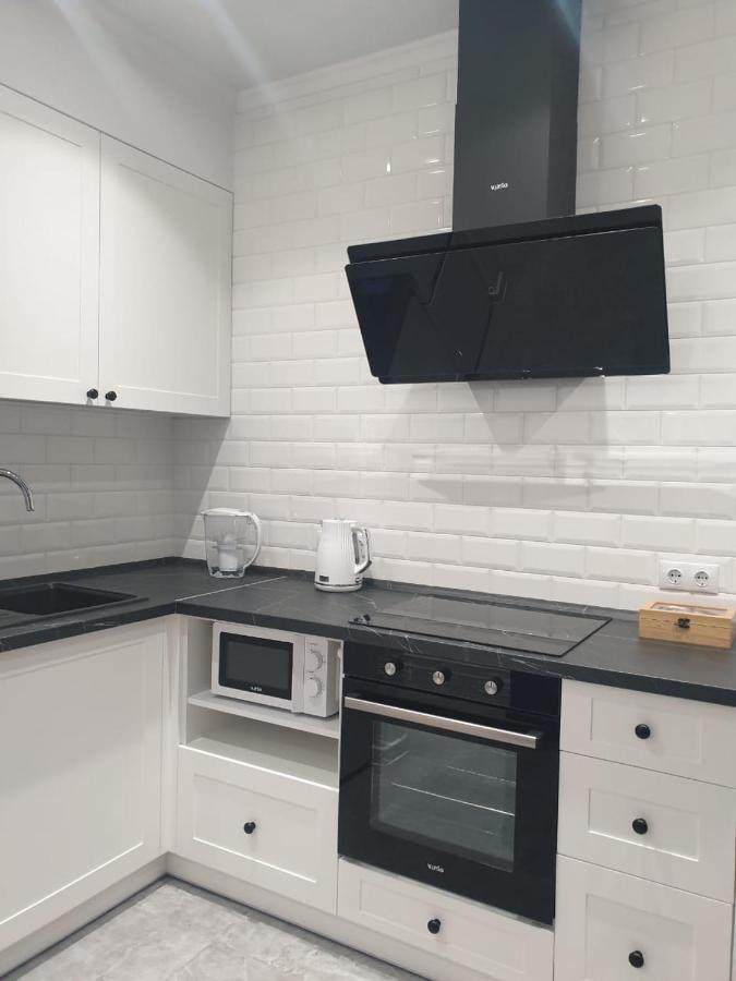 Sunny Apartments Near The Sea On Genuezskaya Odessa Luaran gambar