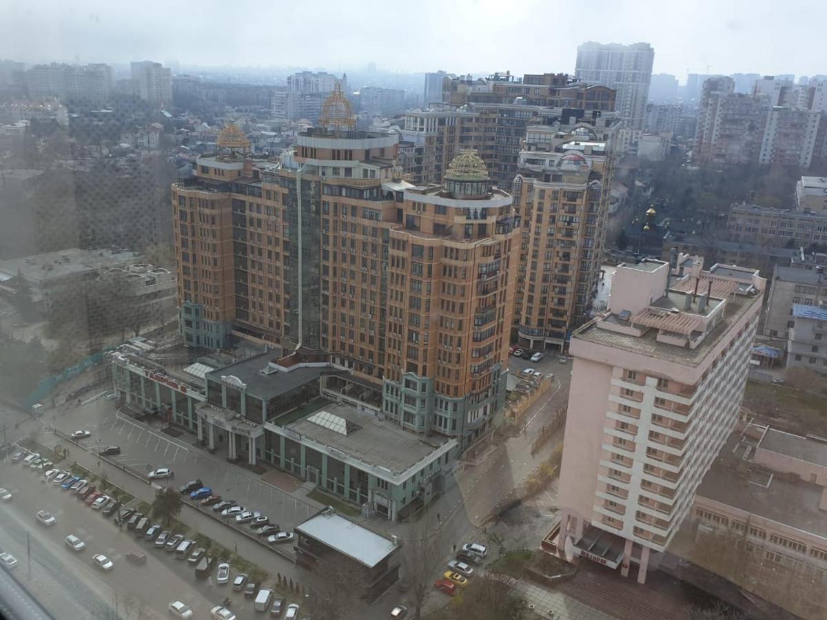 Sunny Apartments Near The Sea On Genuezskaya Odessa Luaran gambar