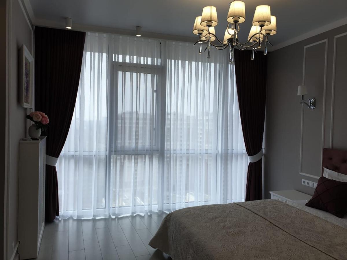 Sunny Apartments Near The Sea On Genuezskaya Odessa Luaran gambar