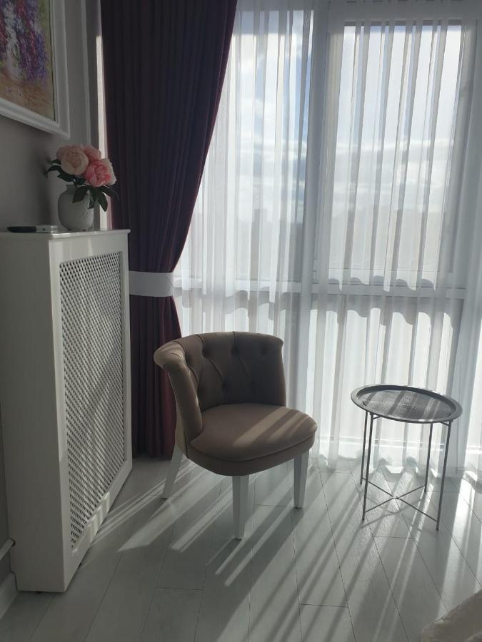 Sunny Apartments Near The Sea On Genuezskaya Odessa Luaran gambar