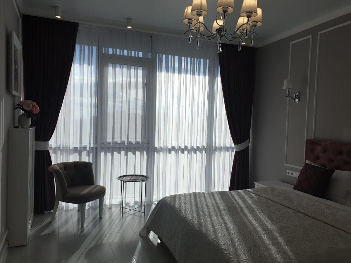 Sunny Apartments Near The Sea On Genuezskaya Odessa Luaran gambar