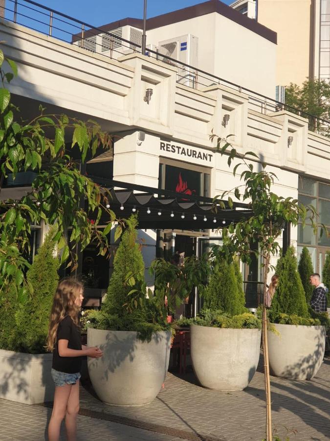 Sunny Apartments Near The Sea On Genuezskaya Odessa Luaran gambar